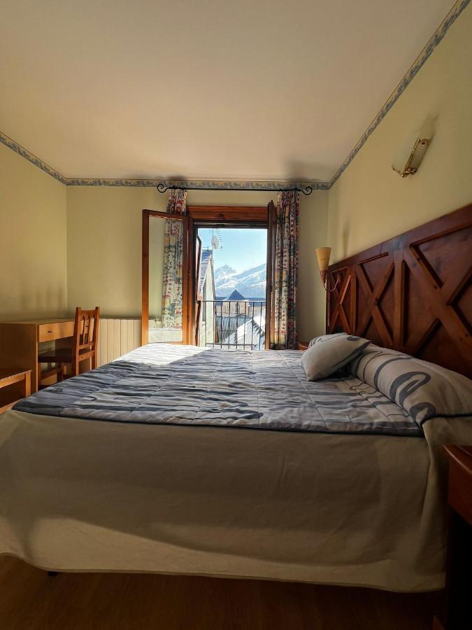 Casa Pelentos Sandinies Екстер'єр фото